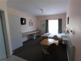 Lazy River Motor Inn Swan Hill Exterior photo